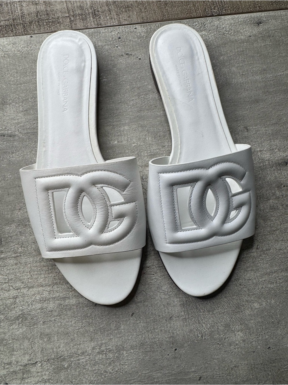 Dolce & Gabbana White Leather Logo Slide Sandals ( no longer have box) - Picture 1 of 4